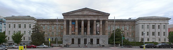 Exterior of the Smithsonian American Art Museum