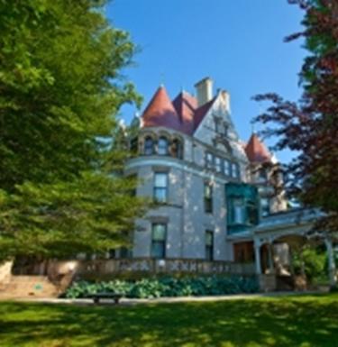 Exterior of the Frick Pittsburgh